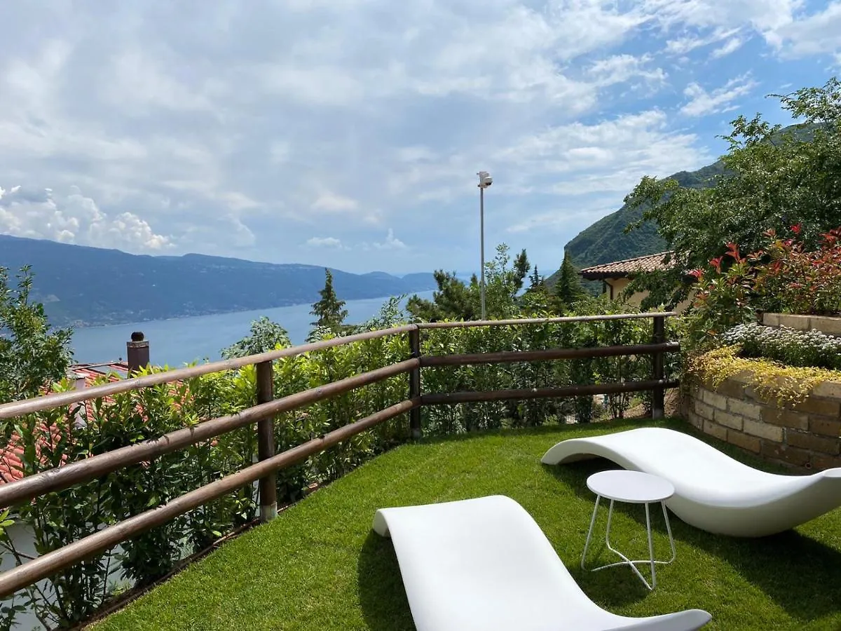 Apartment La Terrazza Sul Lago, Tignale Italy