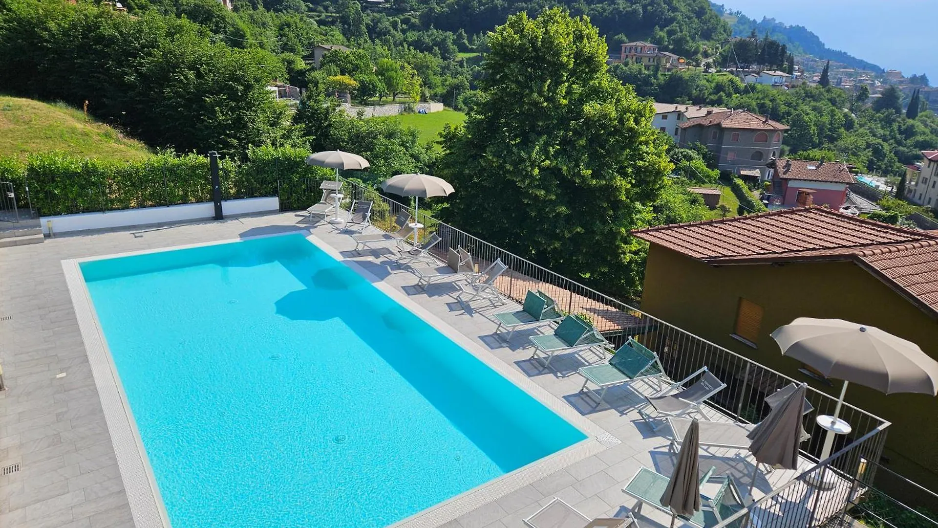La Terrazza Sul Lago, Tignale 0*,  Italy